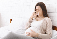 Болеть во время беременности: где граница между «ничего страшного» и «надо к врачу»